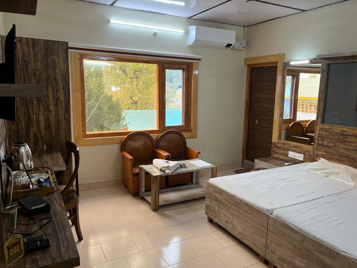 Pops Resort Palampur Ngoại thất bức ảnh