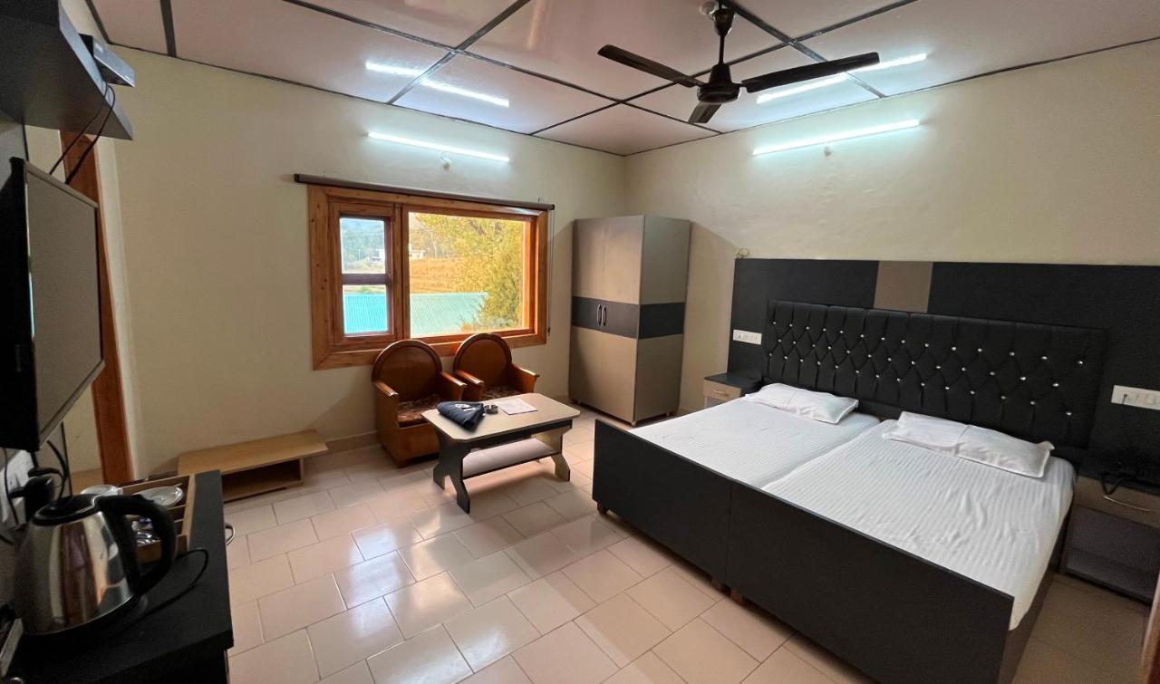Pops Resort Palampur Ngoại thất bức ảnh