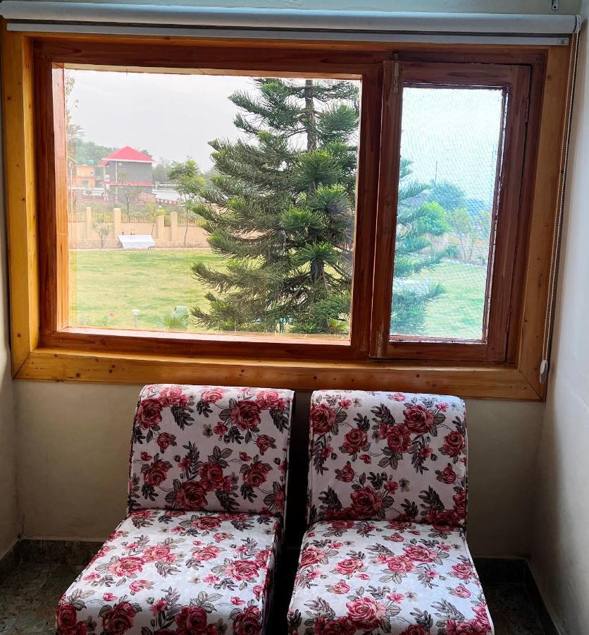 Pops Resort Palampur Ngoại thất bức ảnh