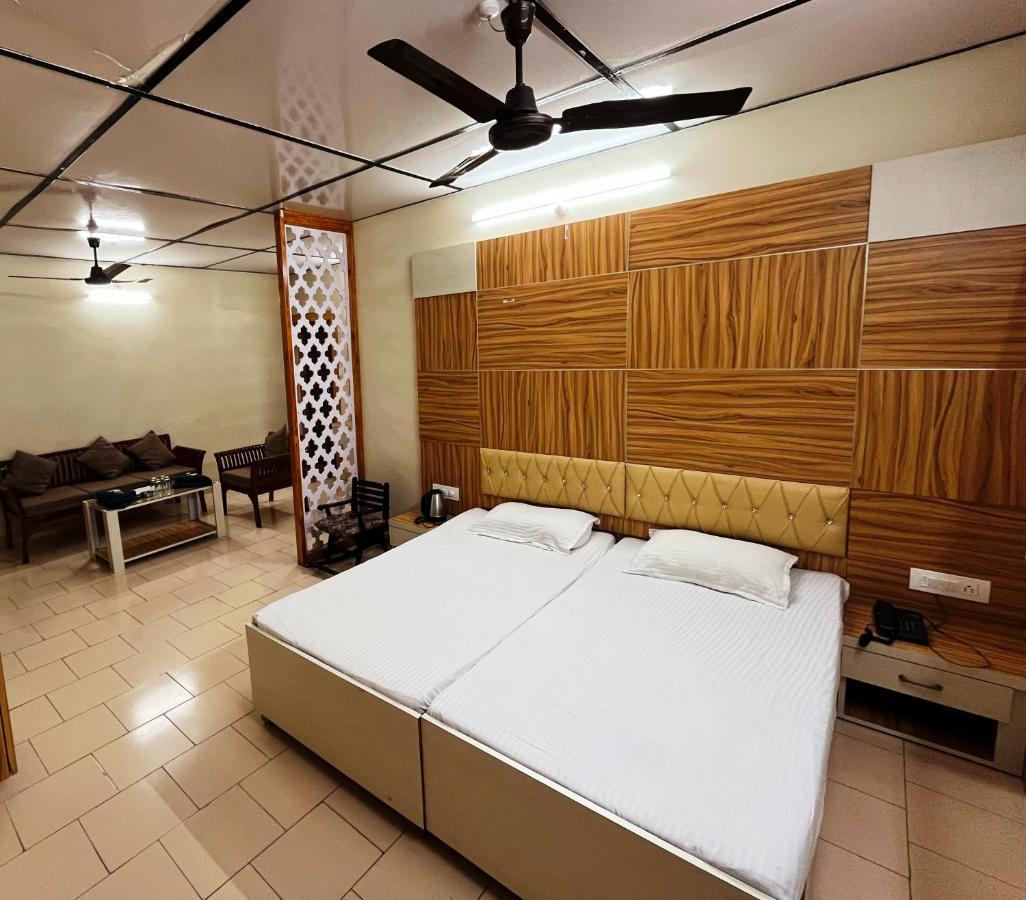 Pops Resort Palampur Ngoại thất bức ảnh