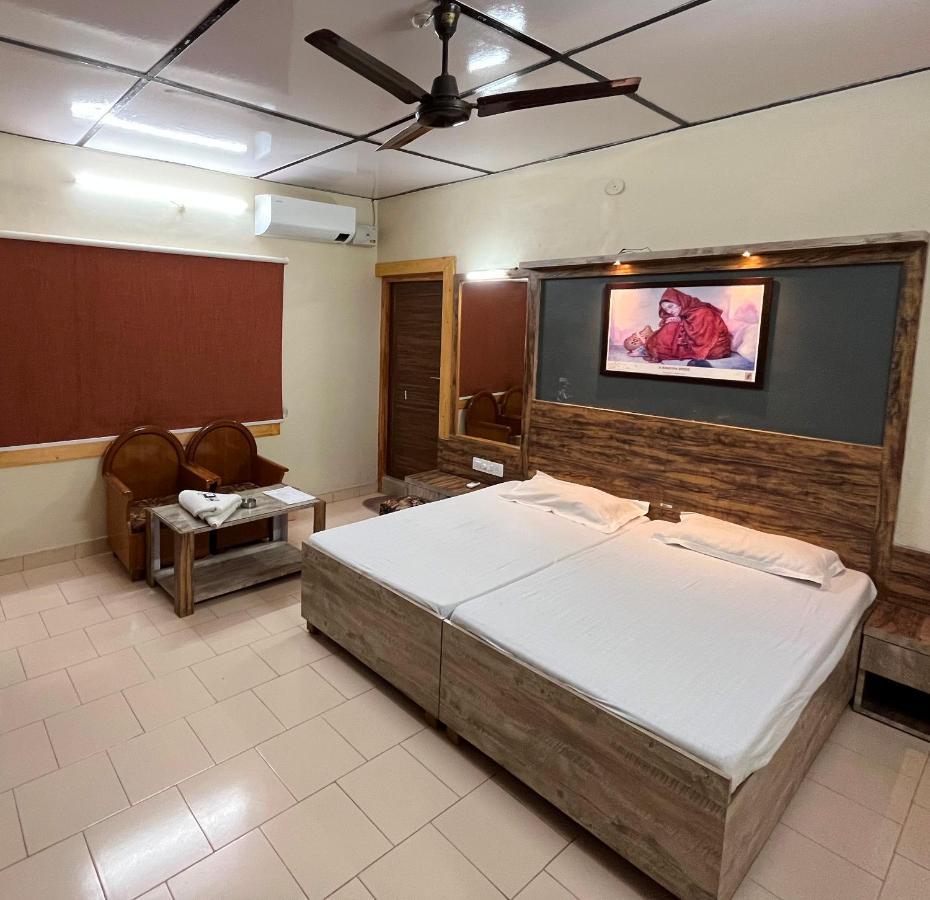 Pops Resort Palampur Ngoại thất bức ảnh