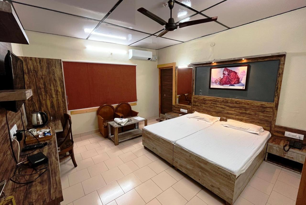 Pops Resort Palampur Ngoại thất bức ảnh