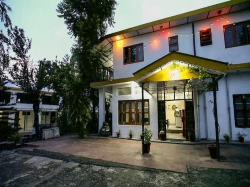 Pops Resort Palampur Ngoại thất bức ảnh