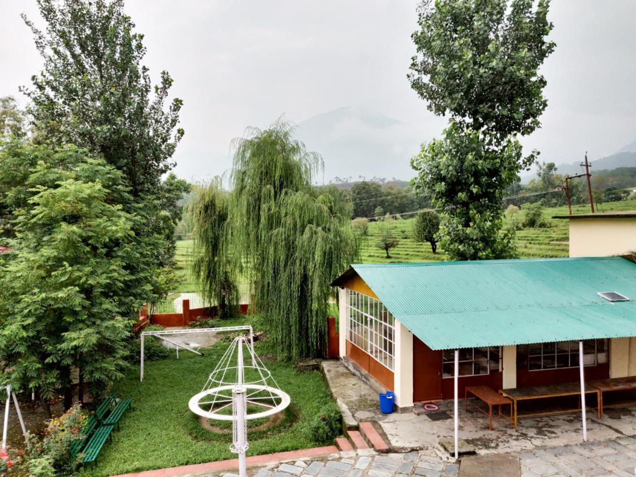 Pops Resort Palampur Ngoại thất bức ảnh