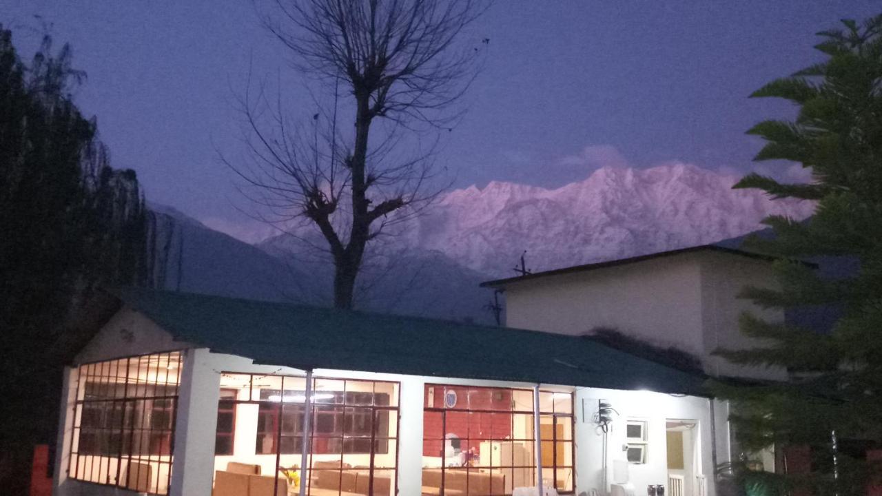 Pops Resort Palampur Ngoại thất bức ảnh