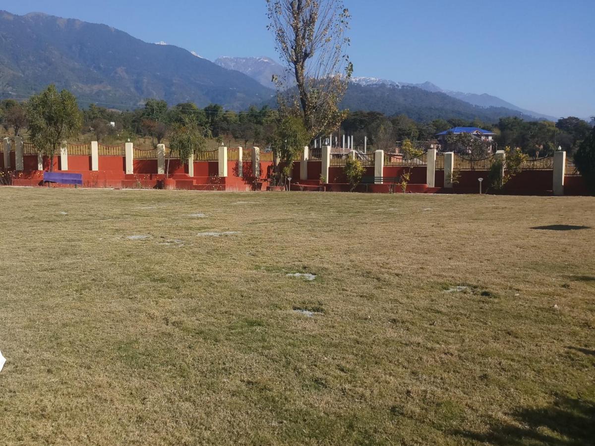 Pops Resort Palampur Ngoại thất bức ảnh